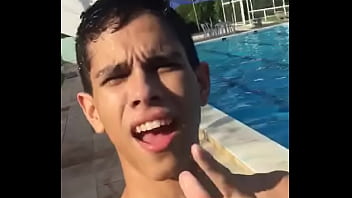 Preview 1 of Bazzer House Teacher - SALTIBUN GOSTOSINHO NA PISCINA
