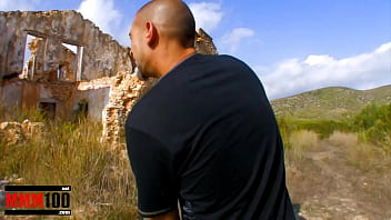 Preview 1 of Lesbian Fist And Piss - Latina pornstar Lara Tinelli fucking outdoors with some random spanish guy