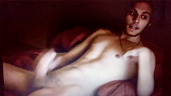 Preview 1 of Cmara Escondida Peru - boy cumshow