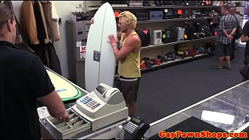 Preview 2 of Carline Monroe - Amateur surfer trios with pawnbroker for cash