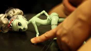Preview 2 of Mistress Feeds Cum To Slave - Cumming twice on my sexy Frankie (Monster High) doll