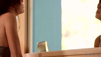 Preview 1 of Amuture Wife Swap - Babes.com - PRIM PROPER (Natalie Heart)