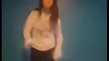 Preview 1 of Us Wives - la shava bailando xDXxd