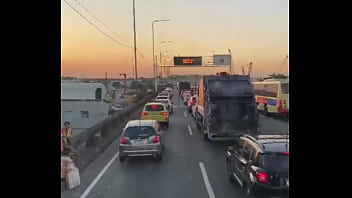 Preview 1 of An 15 Saxxxxx - Pr&eacute_via - Dotado Me Colocou Pra Mamar no &Ocirc_nibus e Deu Leitinho Na Boca No Banheiro da Rodovi&aacute_ria (ASSISTA COMPLETO NO XVIDEOS RED)