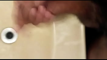 Preview 2 of Transvestite And Female - MOSTRANDO O CACETE
