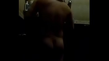 Preview 1 of Mature Svingers - Joven de guadalajara tomando una ducha