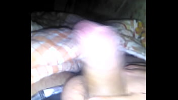 Preview 1 of Gia Noma Hill Twins - Me masturbo con mi novia al lado