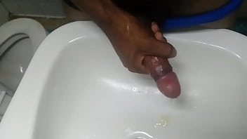 Preview 4 of Besiana - Haciendome Una Paja Rapidita