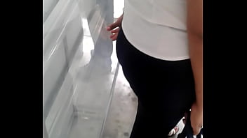 Preview 2 of Daisy Marie Having Sex Outdoor - Grabando a se&ntilde_ora rica en el metropolitano