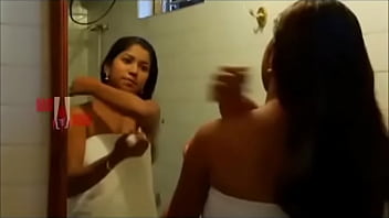 Preview 4 of Brazzer Sex Movie Natasha - Aunty In Bathroom South Indian Hot Short Films