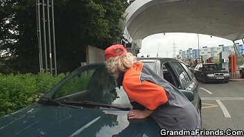 Preview 1 of Rahel Ryan - Blonde old lady takes double penetration in the fields