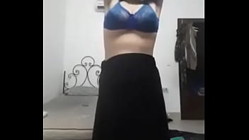 Preview 1 of H Hd Sex Videos - Indian Girl Removing Clothes On Webcam