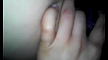 Preview 1 of Lisa Strapson - Puta peluda se masturba rico