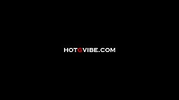 Preview 4 of Sexse Vidio - Hot chick using a vibrator on herself