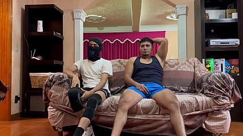Preview 1 of Hot Daughter Sex Dad - Vino a ver el inicio de los Juegos Ol&iacute_mpicos y en lo que empezaba,  le relaje su raja