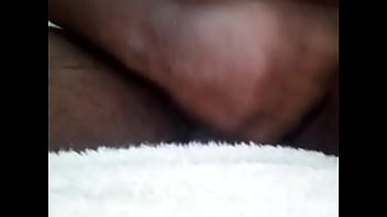 Preview 2 of Afro Lesbo Bbc Com - Punhetinha gostosa amoo