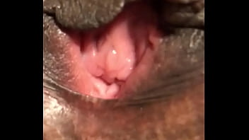 Preview 4 of Morena Safada Mostrando Su - trim.321B1BFD-DA4D-436A-B7FD-1C28DA005F38.MOV