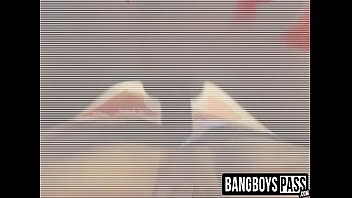Preview 4 of Rang Rasiya Nud Scen - Hot guy gives sensual massage and hard bareback fuck