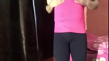 Preview 1 of Kokomi Milki - cross en leggins