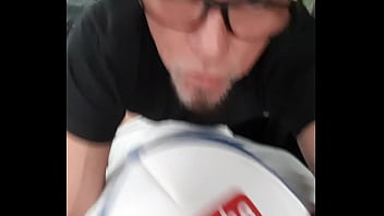 Preview 1 of Tube Female Nasilno Russkoe Yg - fucking the boy on while raining