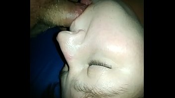 Preview 2 of Extreaming - Cock in her mouth