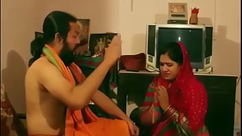 Preview 1 of Hot Pon Move - mallu bhabi fucked by hindu monk