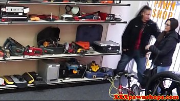 Preview 2 of Iandinsexvideo - Pawnshop amateur blowing manager for money