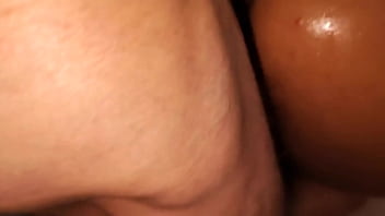 Preview 3 of Mia Khalifa 2019 - Ela viu um an&uacute_ncio no jornal e resolveu fazer um teste para atriz porn&ocirc_ e levou uma grande gozada dentro do cuzinho. Vagninho e Agatha Mama