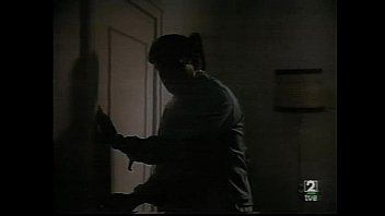 Preview 3 of Arbi Arbi Xxx - Emma Suarez - Marbella,  un golpe d. estrellas (1985)