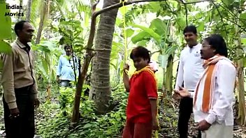 Preview 4 of Allison Mack Maryiln Slowmo - Indian hot cute servant girl showing her boobs and seducing neighbour at out door - Wowmoyback - XVI