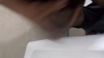 Preview 3 of Porn Mas Autogadoo - Pensando en mi prima