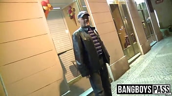 Preview 1 of Family Tabo Xxx - Big daddy pays cash for sex for a cute twink on the streets