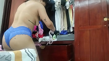 Preview 2 of Xxxx9 - Cambiando de look con una criada muy ardiente