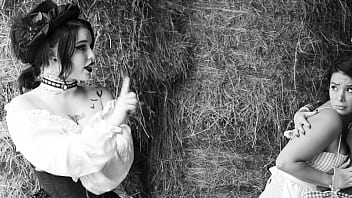 Preview 3 of Milf Enjoy Lick - The Wizard of Oz