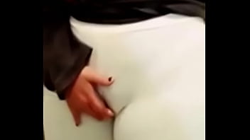 Preview 3 of Cuckold Feet Slave - 6953945 me masturbando sobre legging branca e peitoes de fora