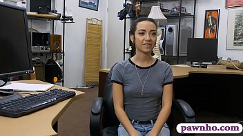 Preview 1 of Sauna Seksipericik Turk Cam4 - Skinny amateur babe drilled by pawn man in his pawnshop