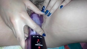 Preview 1 of Fucking Shavonna Starr - Mi esposa se chorrea con dildo