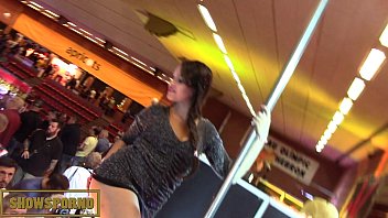 Preview 1 of Xxxsi Saxy Videos - Hot brunette babe fist fucking and squirting