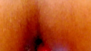 Preview 2 of Girl Stuck Pussy In Penious - Sexo anal con dindo casero Ecuador