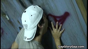 Preview 3 of Je Mom Me - Gay Handjobs With Black Dudes And White Skinny Twink Boy 27