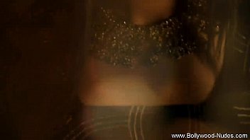 Preview 1 of Vena Milk Xxx Potos - Seductress Indian MILF Dancer