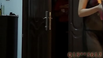 Preview 3 of Mom Wrk - Chinese girl Pizza Delivery Flash