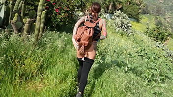 Preview 1 of Video Xxx Com 2015 - Felicity Feline outside with her pants down ass out