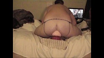 Preview 3 of Melayu Main Bomtok - anal gaping on giant red toy