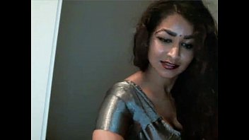 Preview 1 of La Petite Felle - Alone indian aunty - having teasing fun on cam - Maya