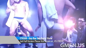 Preview 4 of Mome Lesbien - 170309-1-Gay Bar Sex Party Show