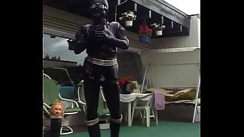 Preview 2 of Ter Na - Roxina2003ShinyRubberOut190603.WMV