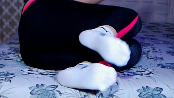 Preview 2 of Lai Yenguy - socks-foot-and-shoes-worship-after-spor