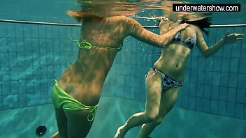 Preview 2 of Vk Milf Anal - Two sexy amateurs showing their bodies off under water