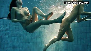 Preview 3 of Vk Milf Anal - Two sexy amateurs showing their bodies off under water